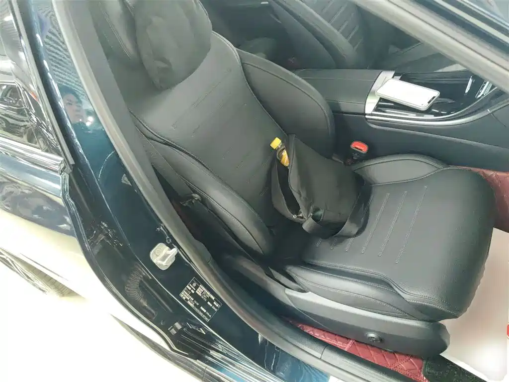 Mercedes-Benz C-Class 2024 Second Facelift C 260 L Night Edition Sport фото 25
