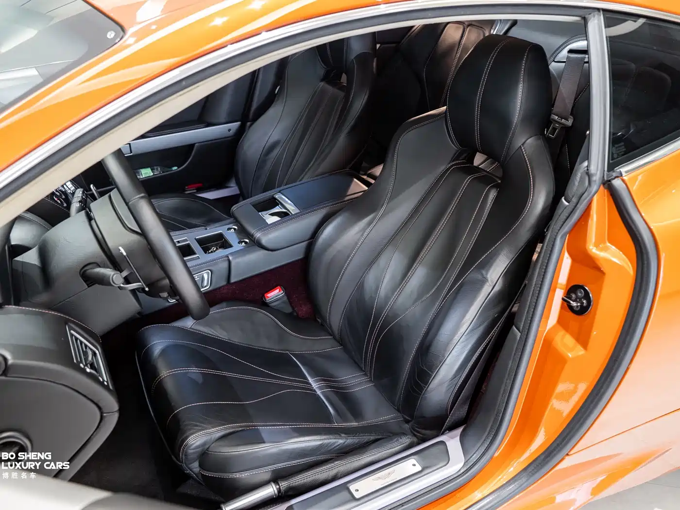 Aston Martin Virage 2012 6.0 Coupe фото 43