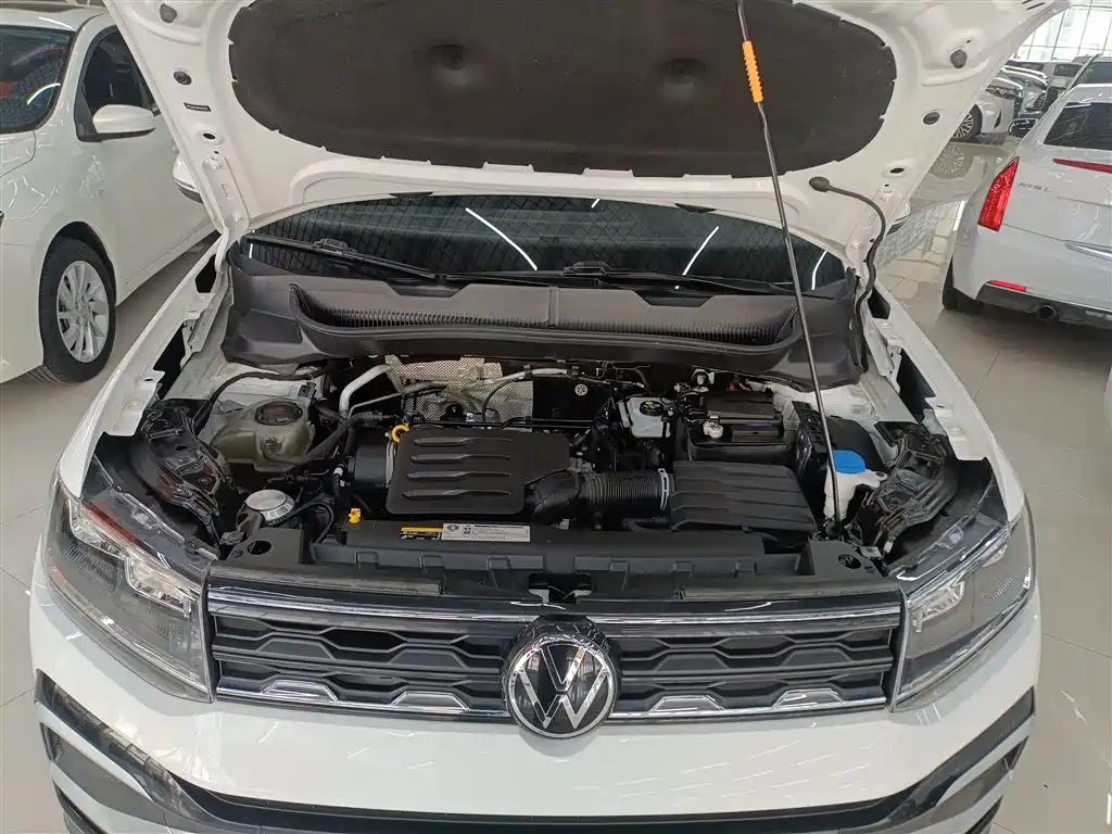 VOLKSWAGEN TU KAI