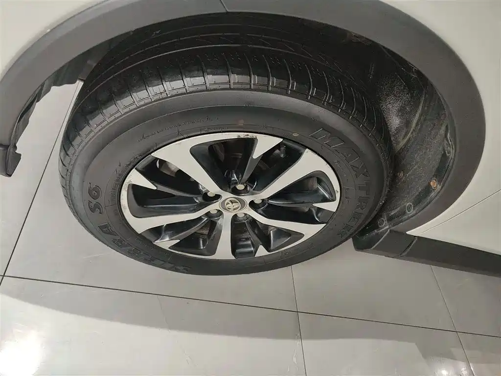 Toyota RAV4 Rongfang 2016 2.0L CVT 2WD Comfort (China V) фото 23