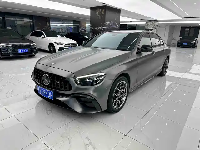 MERCEDES-BENZ E CLASS