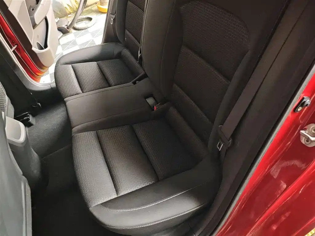 Hyundai Elantra 2016 Model 1.6L Automatic Smart Elite фото 17