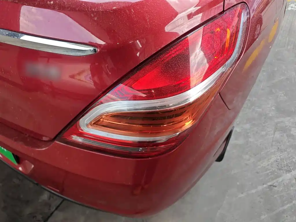 Peugeot 308 2014 Model Joy Edition Classic 1.6L Automatic Superior Style фото 8