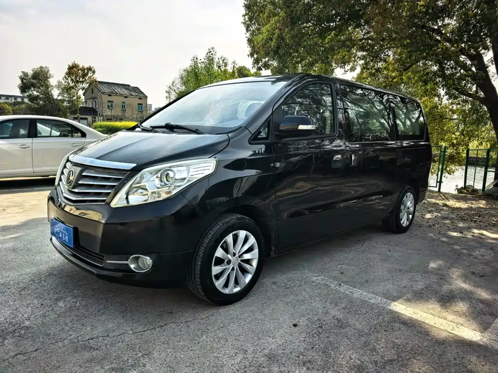 Dongfeng Fengxing Fengxing CM7 2016 2016 2.0T Manual Luxury