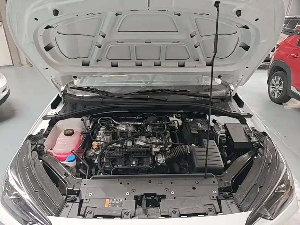 Roewe i5 2026 2026 1.5L CVT Luxury