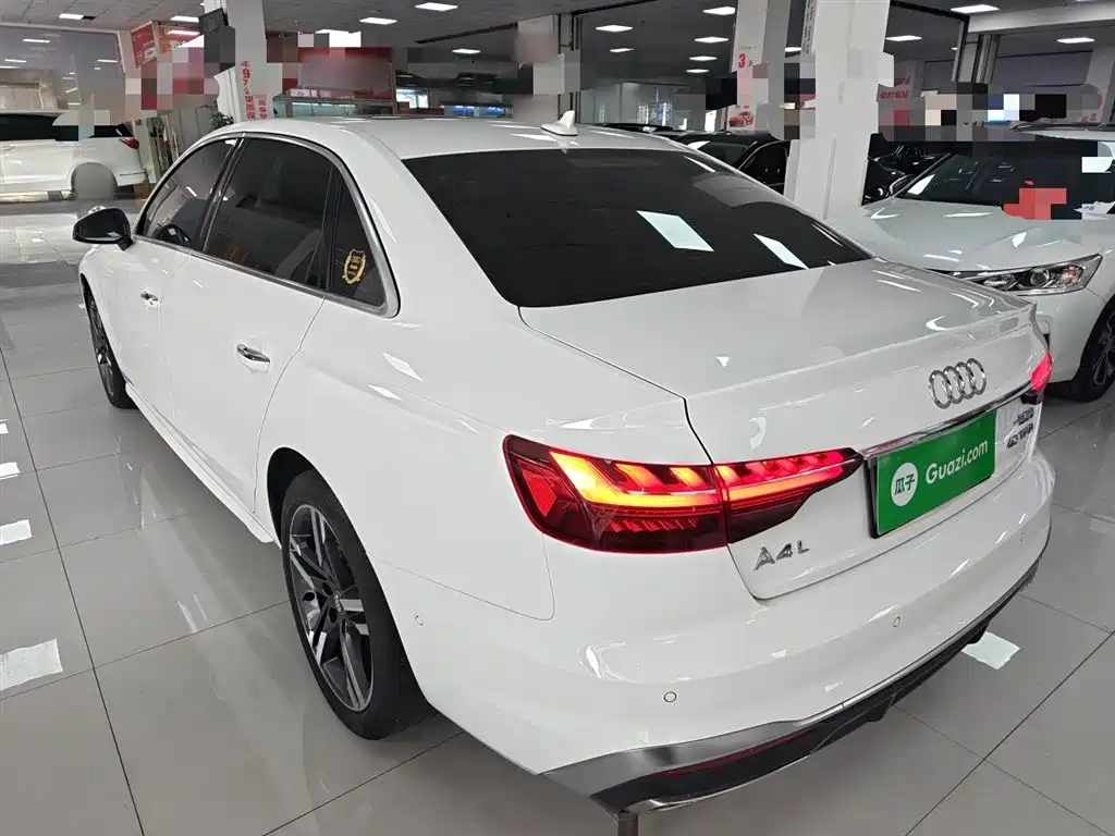 Audi A4L 2020 40 TFSI Luxury Dynamic фото 23