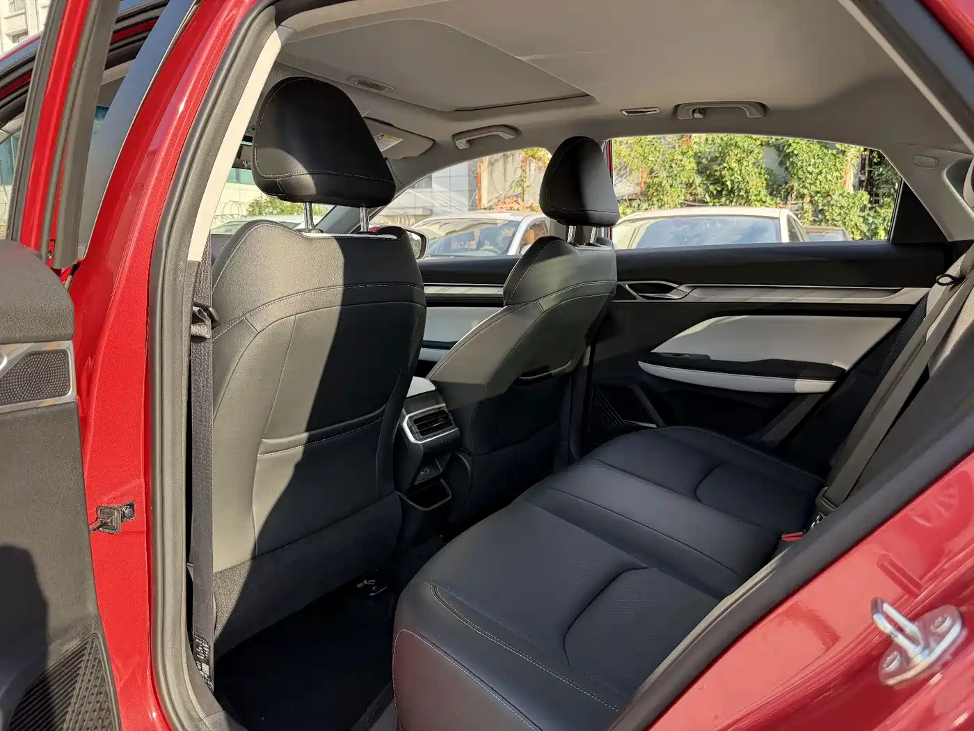 Geely Emgrand L 2022 2022 1.4T CVT Prestige Type