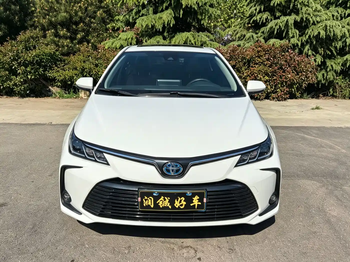 Toyota Corolla 2023 1.8L Smart Hybrid Dual Engine Elite Edition фото 2
