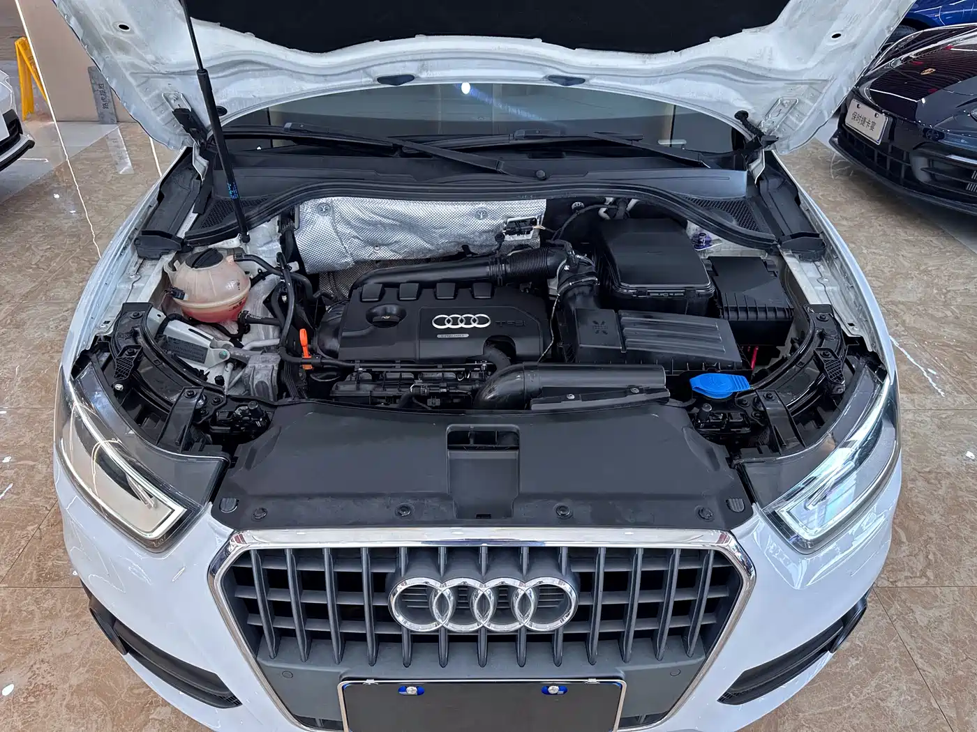 Audi Q3 2015 35 TFSI quattro Technology фото 16
