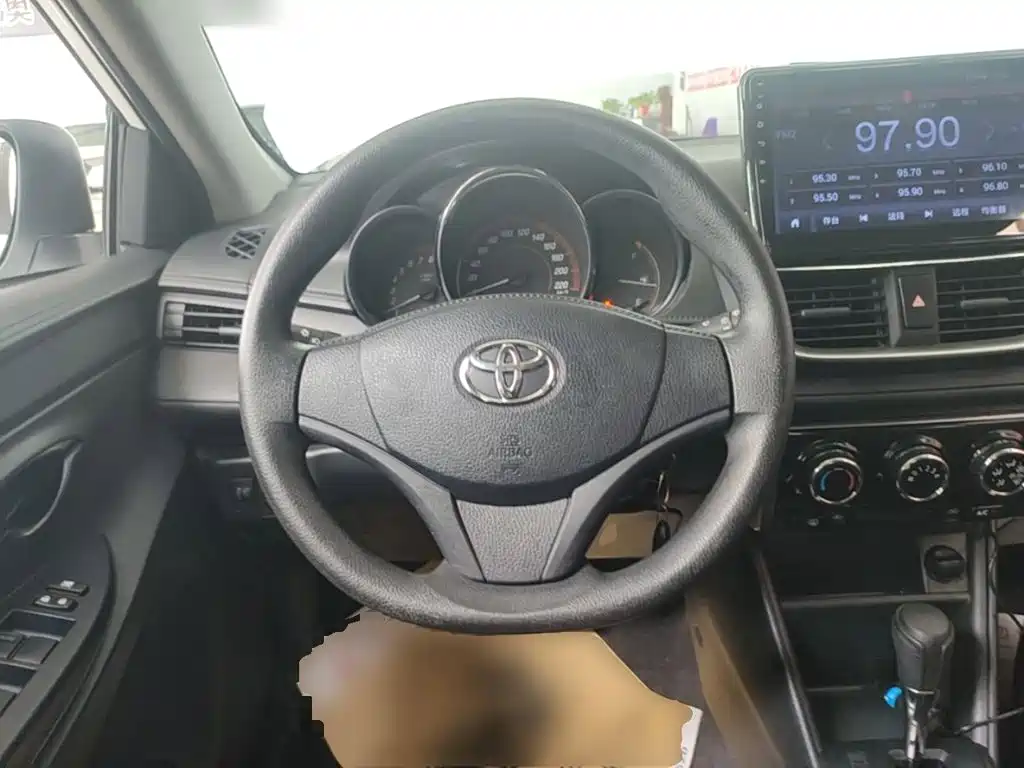 Toyota Yaris, миниатюра 11