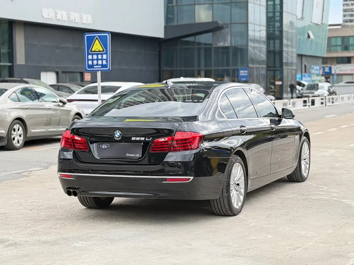 BMW 5 Series 2017 525Li Luxury Design Package фото 11