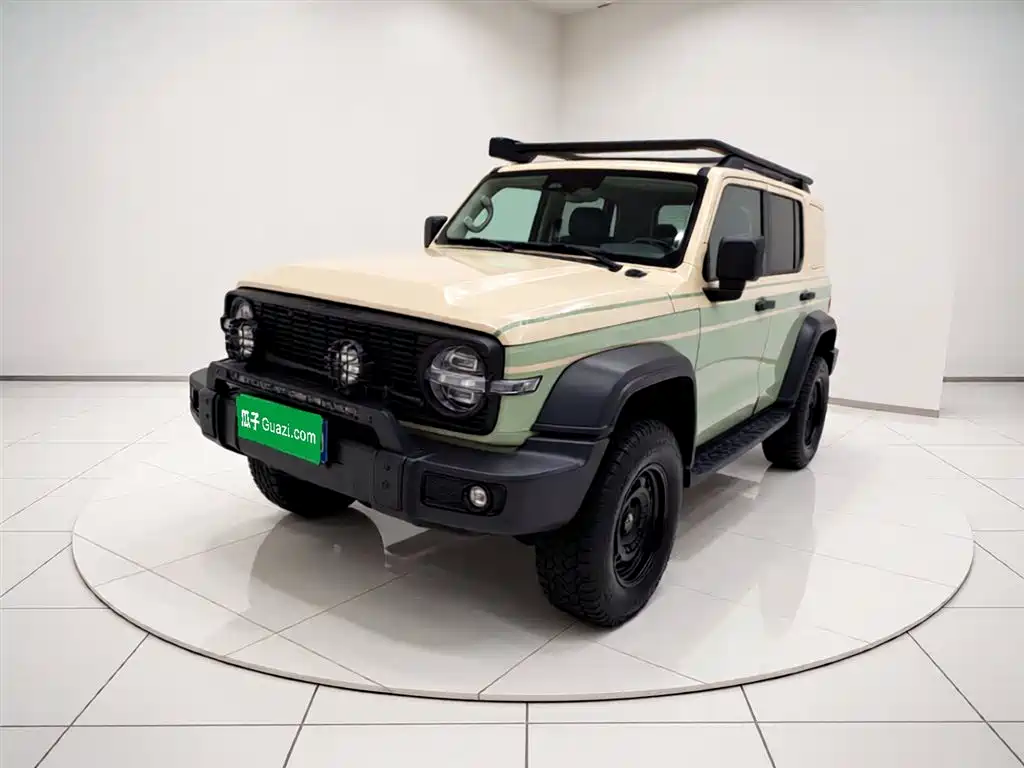 Tank 300 2021 Off-road Edition 2.0T Challenger фото 2
