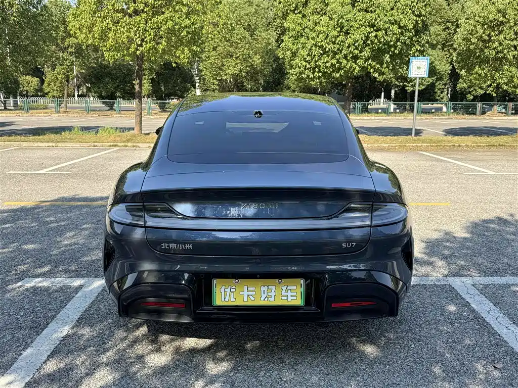 Xiaomi SU7 2024 2024 RWD Standard Founder's Edition