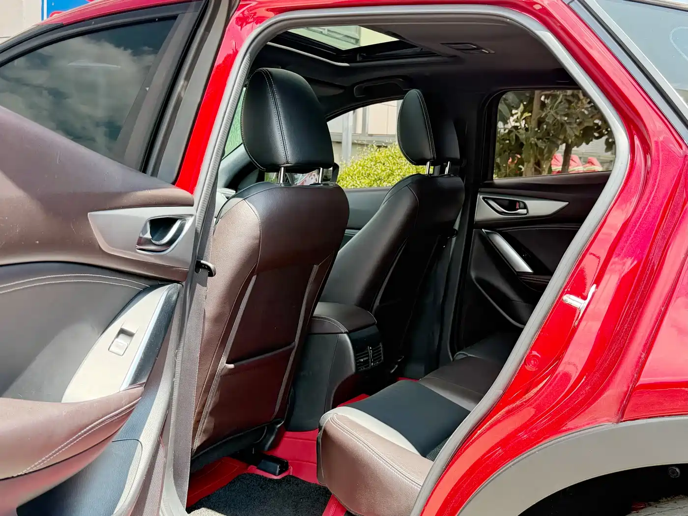 Фото 7 - Mazda CX-4