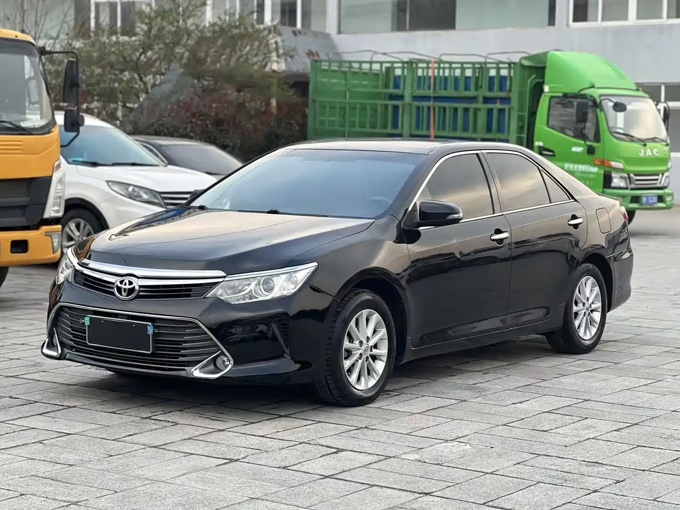 Toyota Camry 2016 2.0E 10th Anniversary Elite Edition