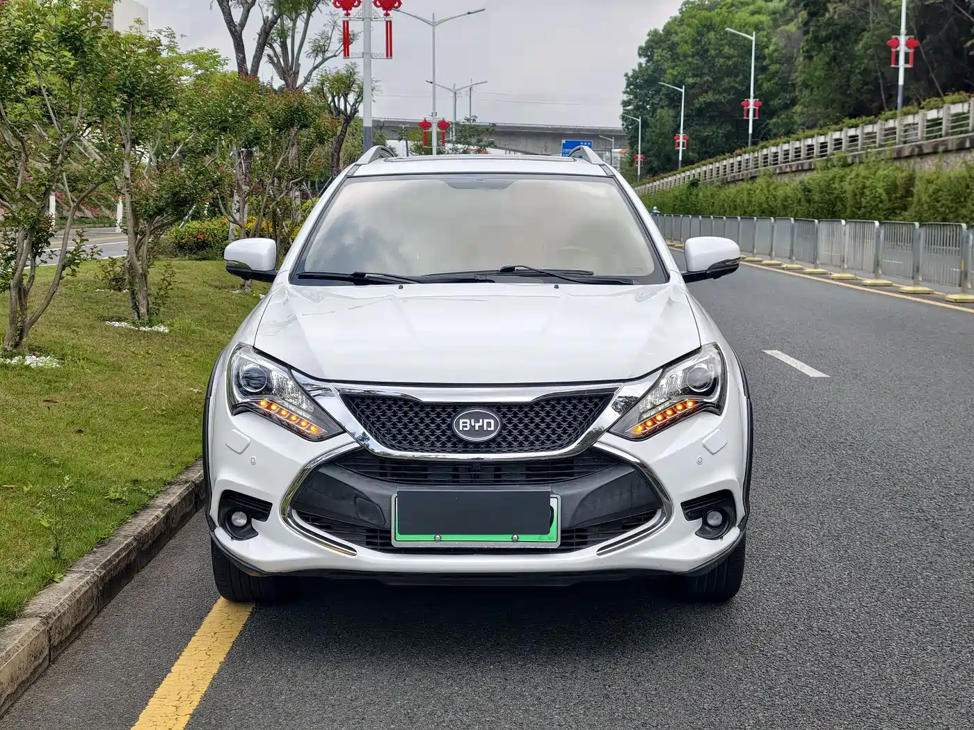 BYD Tang New Energy 2015 2.0T 4WD Flagship фото 4