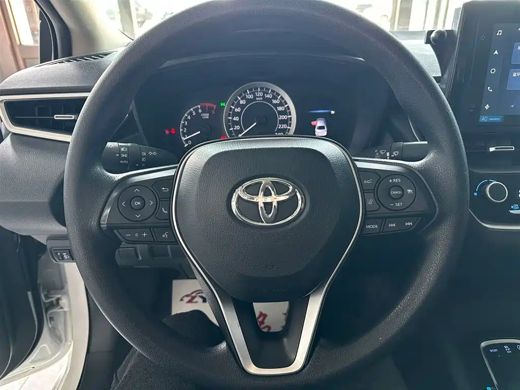 Toyota Corolla 2021 1.2T S-CVT Elite PLUS Edition фото 7