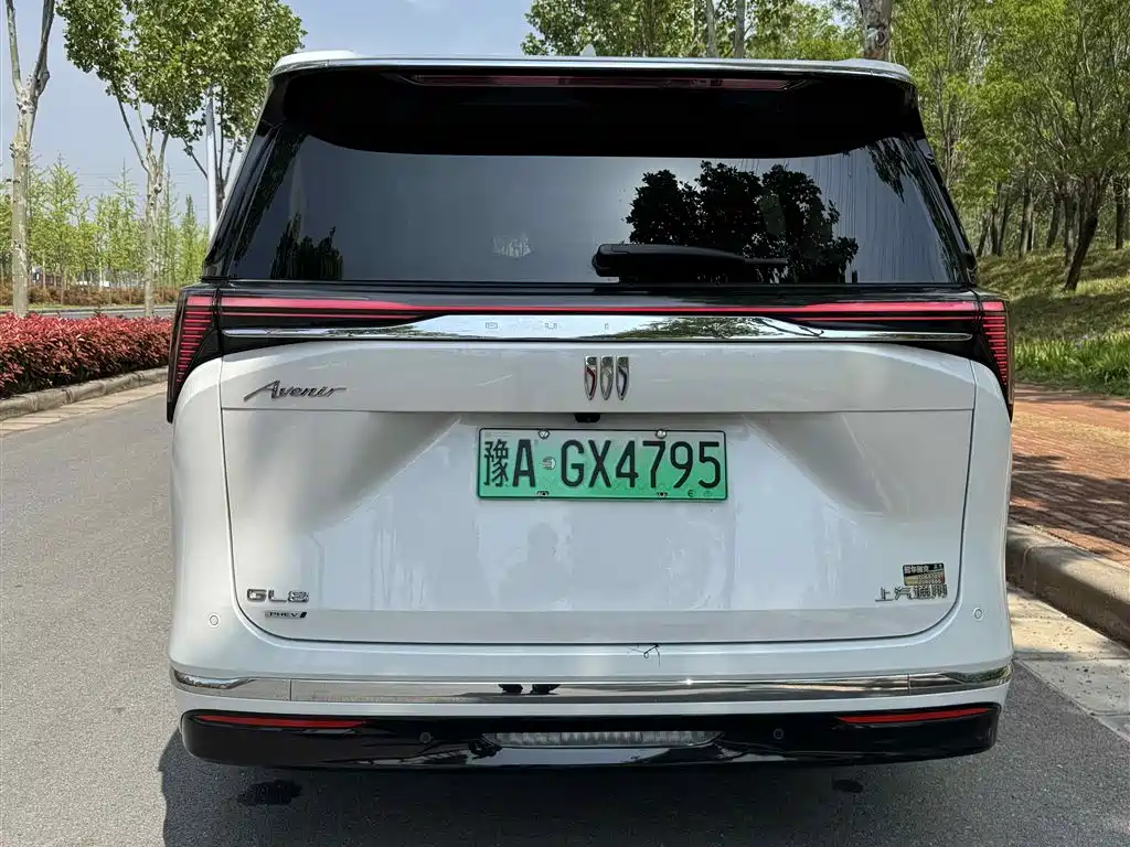 BUICK GL8 NEW ENERGY