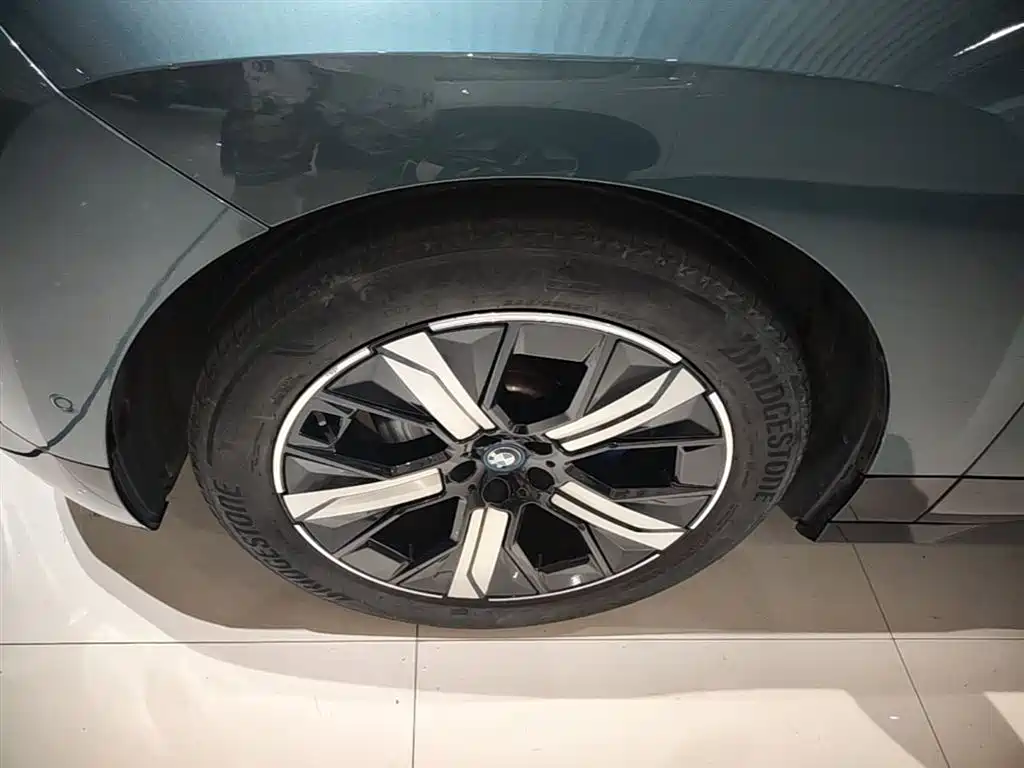 BMW iX 2022 xDrive40 фото 23
