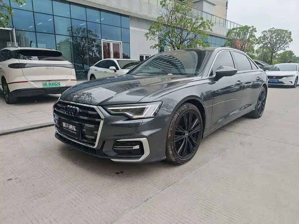 Photo 1 - Audi A6L