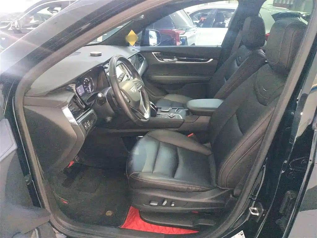 Cadillac XT6 2022 2.0T 6-Seater 2WD Luxury Edition фото 15