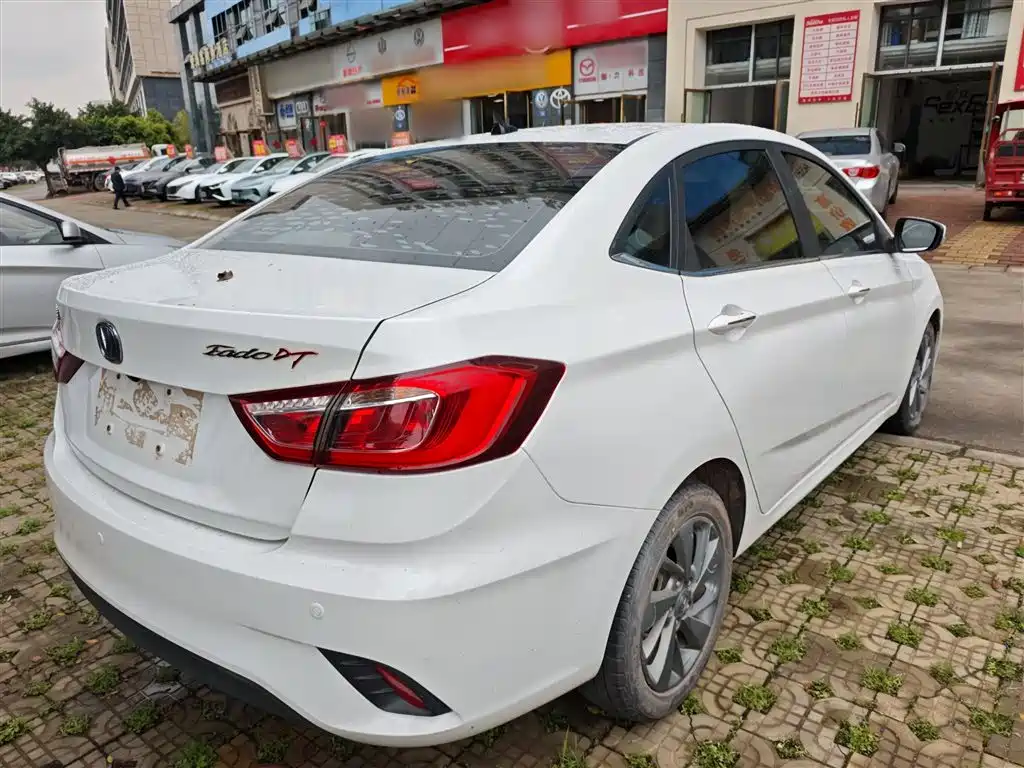 Changan Eado DT 2019 2018 1.6L Manual Intelligent Luxury