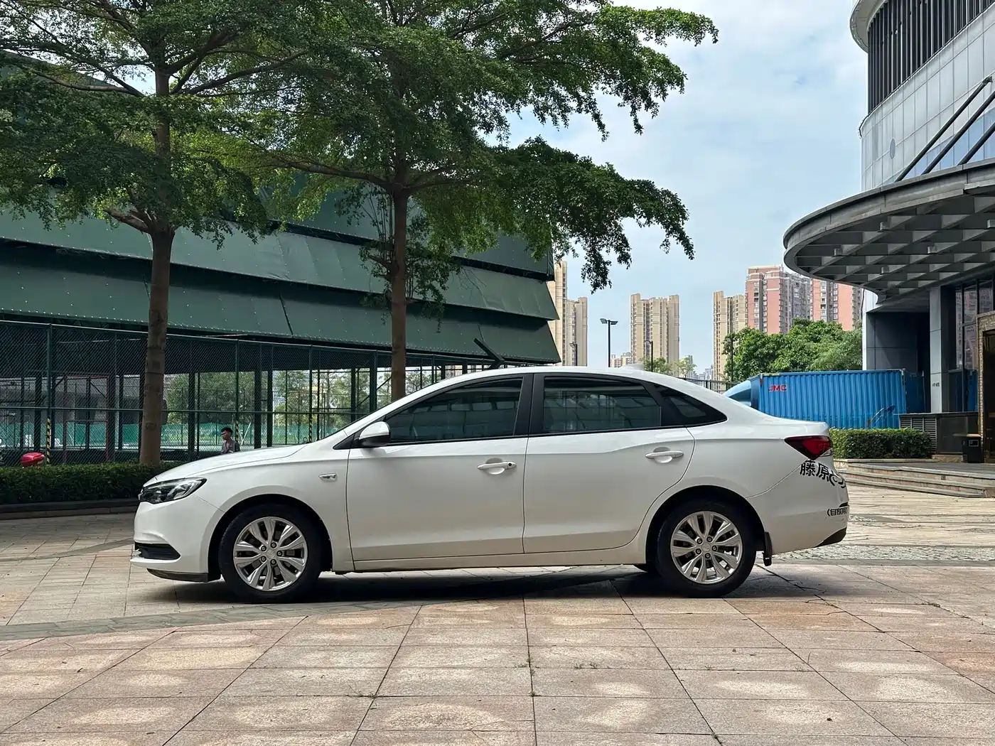 Buick Excelle 2019 15T DCT Connected Elite Type China VI фото 6