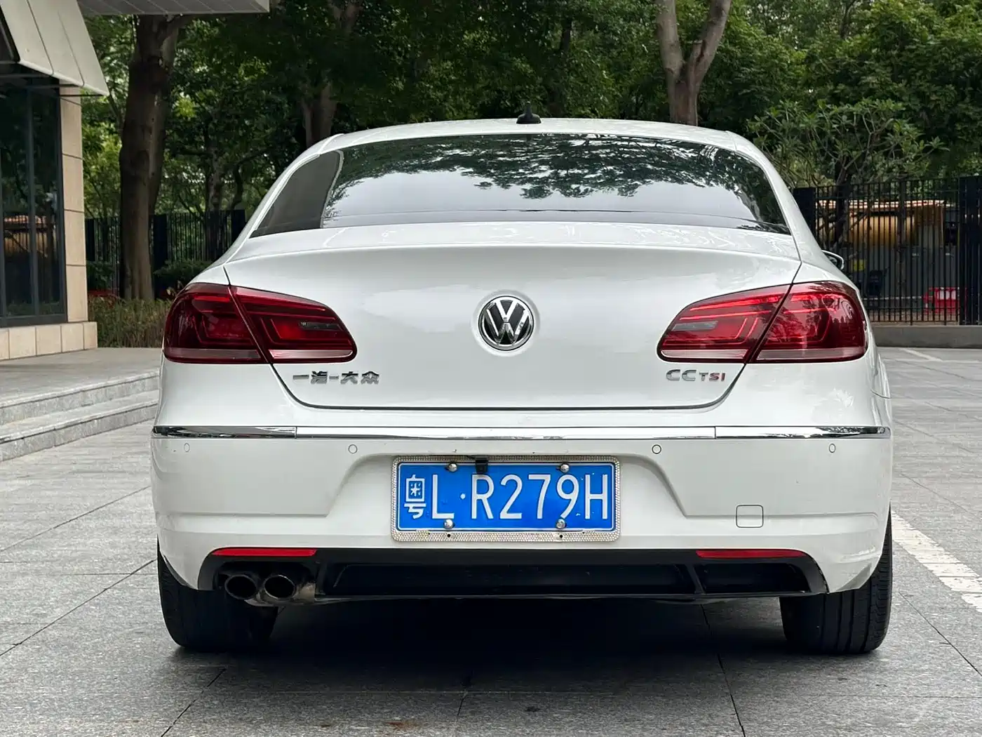 Volkswagen FAW-Volkswagen CC 2013 1.8TSI Premium фото 8