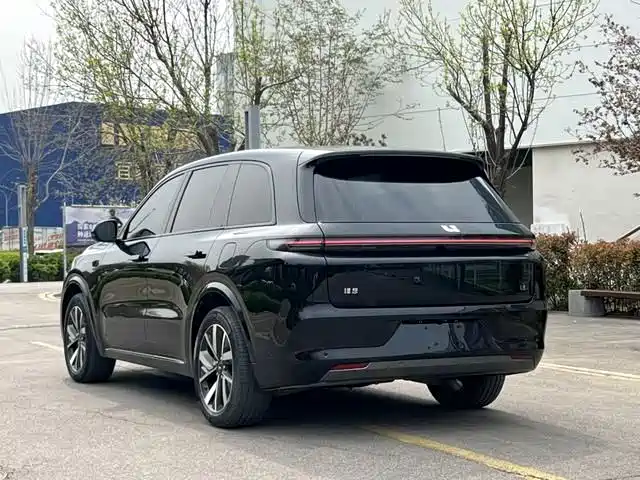 Li Auto IDEAL L8