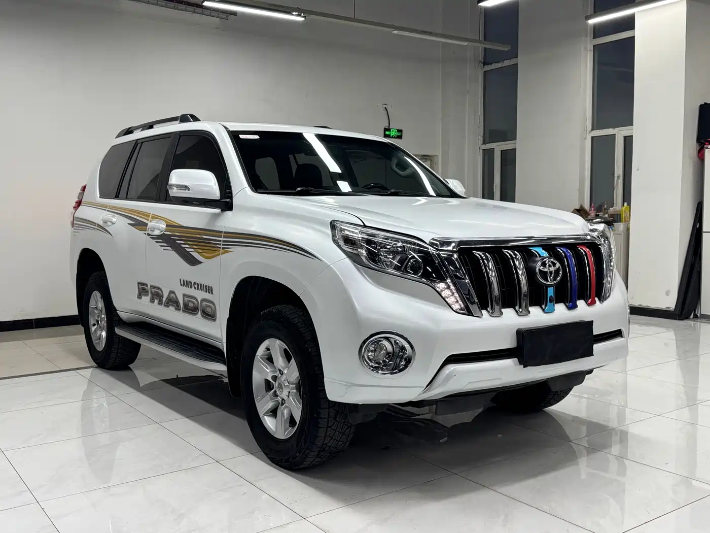 Toyota Prado 2016 2.7L Auto Standard Edition фото 3