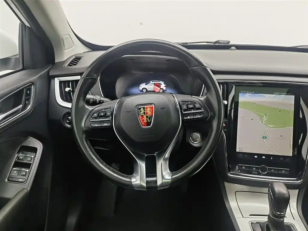 ROEWE RX5 NEW ENERGY