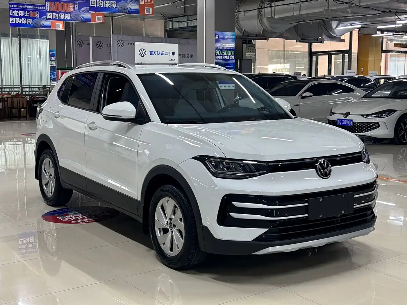 Volkswagen Tharu 2025 Model Rising Star 1.5L Advance Edition фото 3
