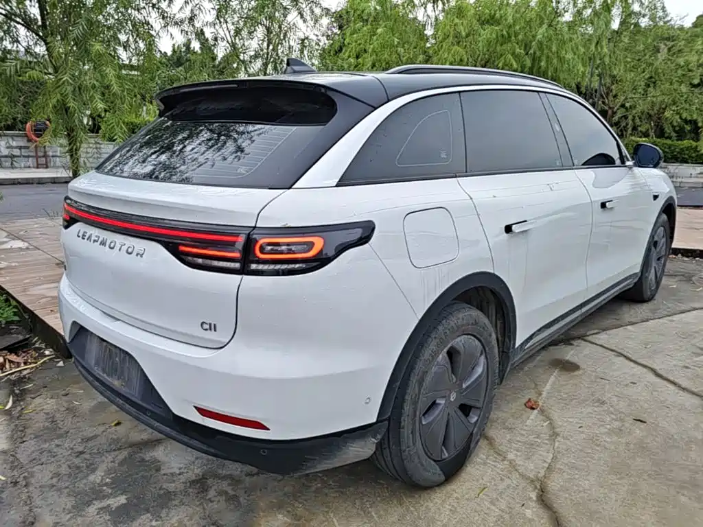 Фото 7 - Leapmotor C11