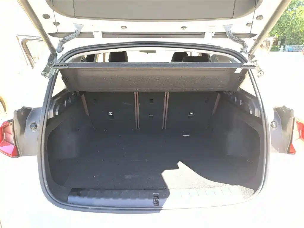 BMW X1 2023 sDrive20Li X Design Package фото 7