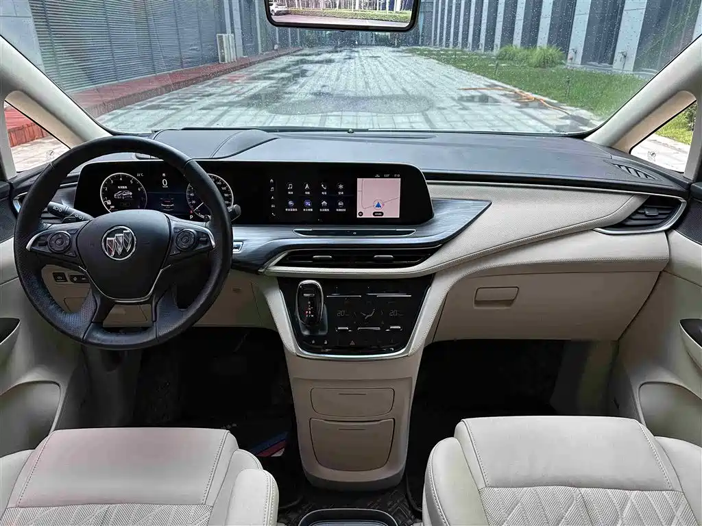 BUICK GL8