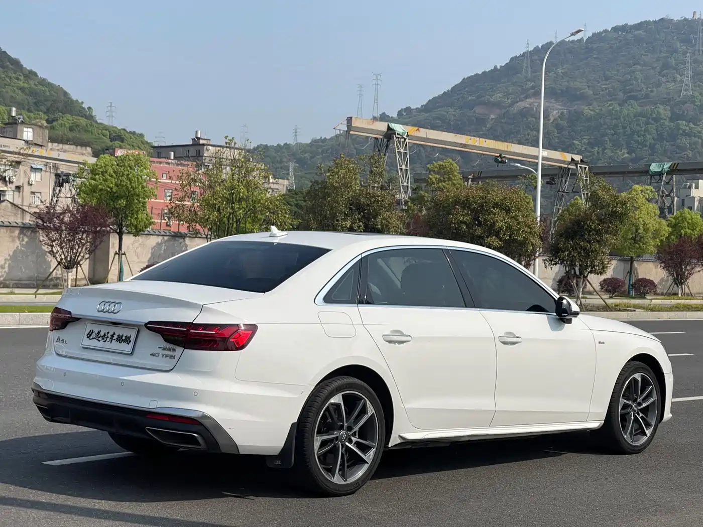 Audi A4L 2020 40 TFSI Fashion Dynamic Edition фото 13