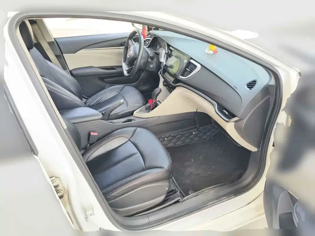 Фото 13 - Buick Excelle