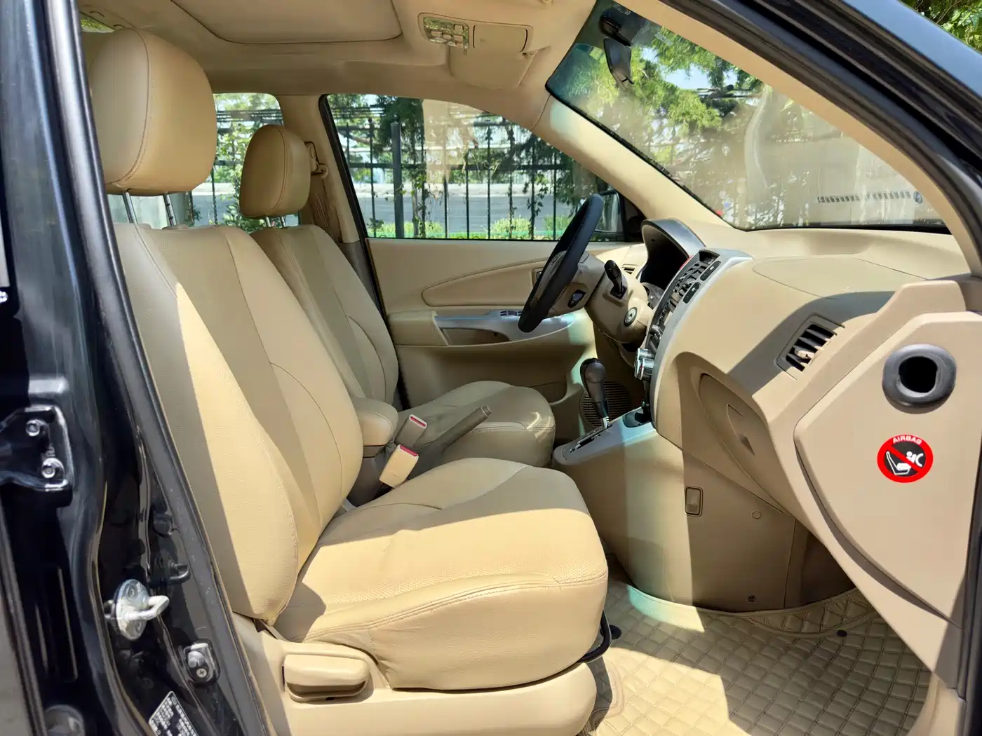 Hyundai Tucson 2013 2.0L Automatic 2WD Comfort фото 16