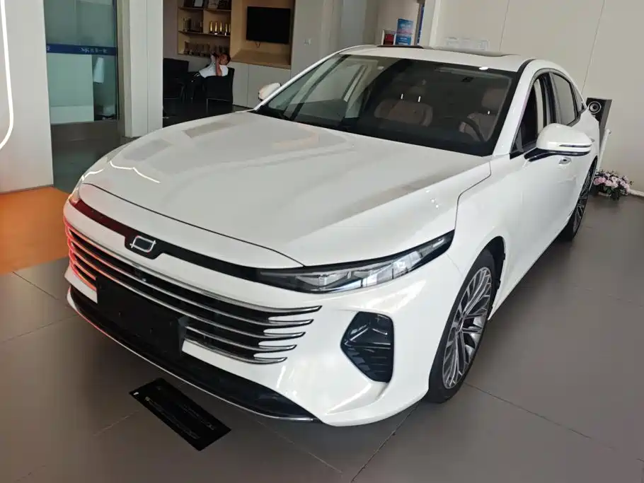 Besturn B70 2025 2024 Model Soaring Dragon Edition 1.5T Pioneer