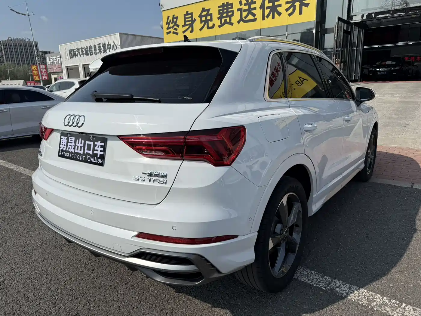 Audi Q3 2022 35 TFSI Fashion Dynamic фото 6
