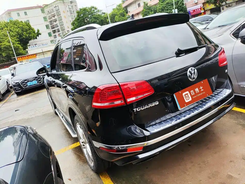 Фото 7 - Volkswagen Touareg