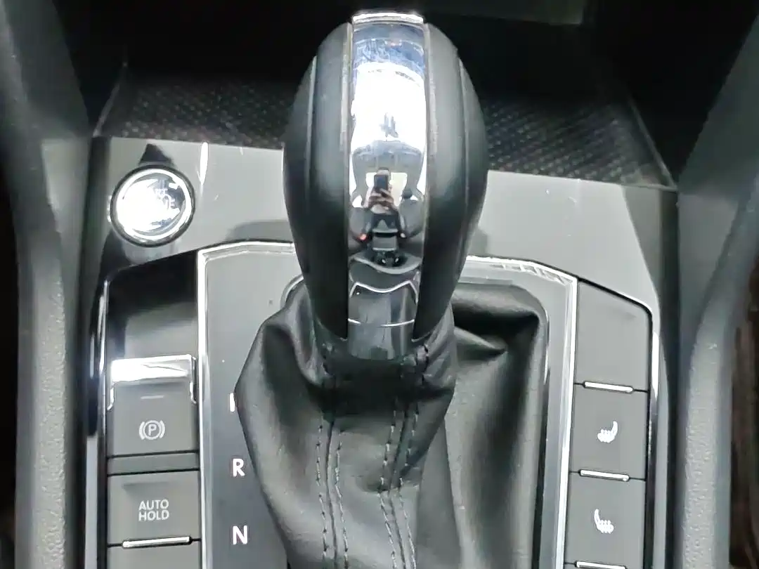 Volkswagen Tharu 2022 280TSI 2WD Comfort фото 14
