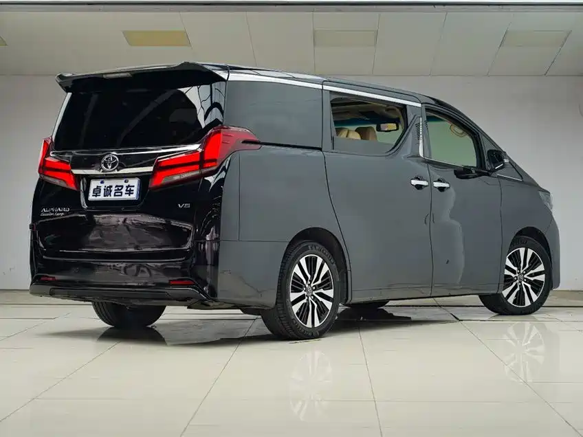 Toyota Alphard 2018 Facelift 3.5L Premium Edition фото 19