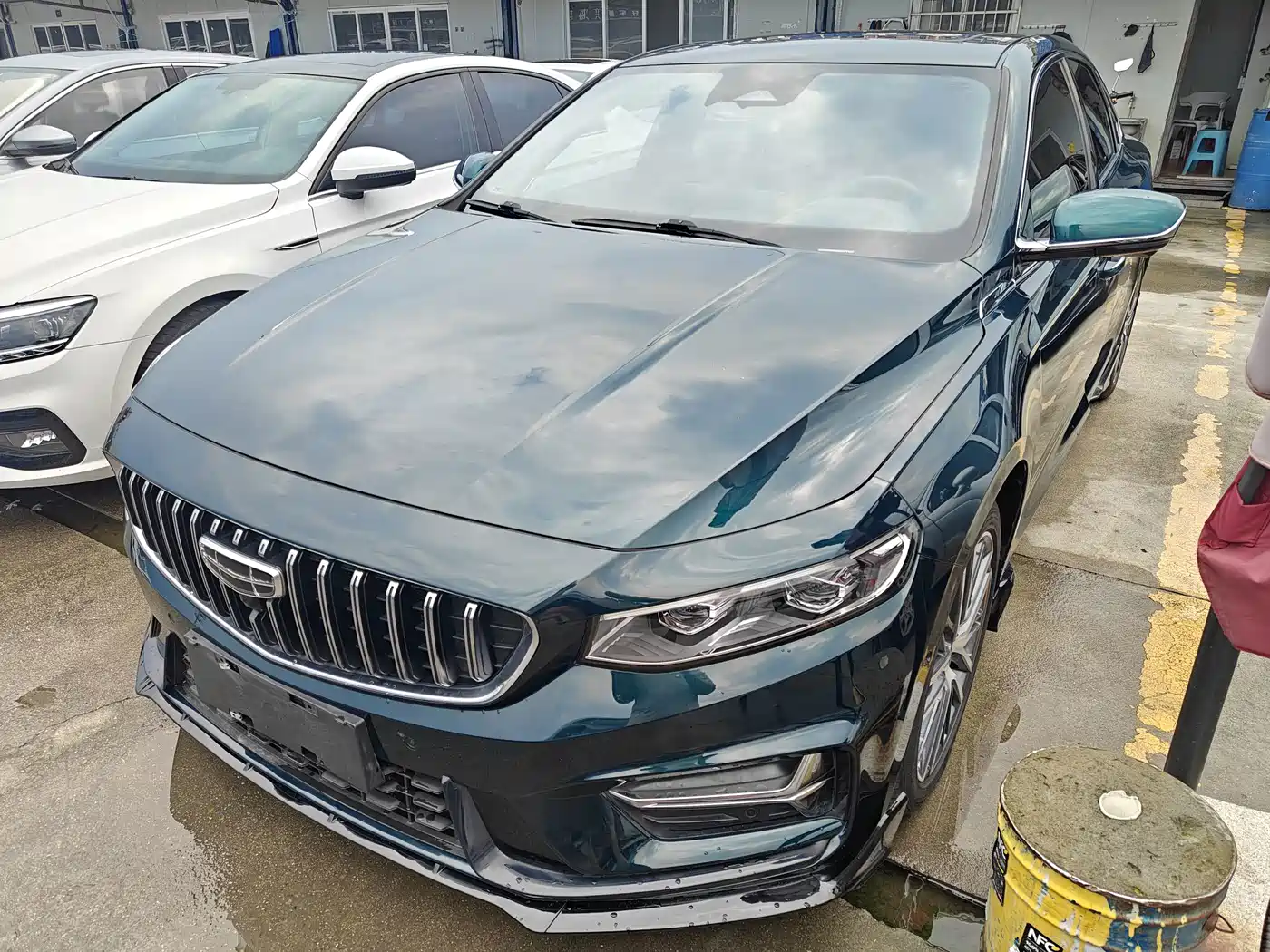 Фото 1 - Geely Preface
