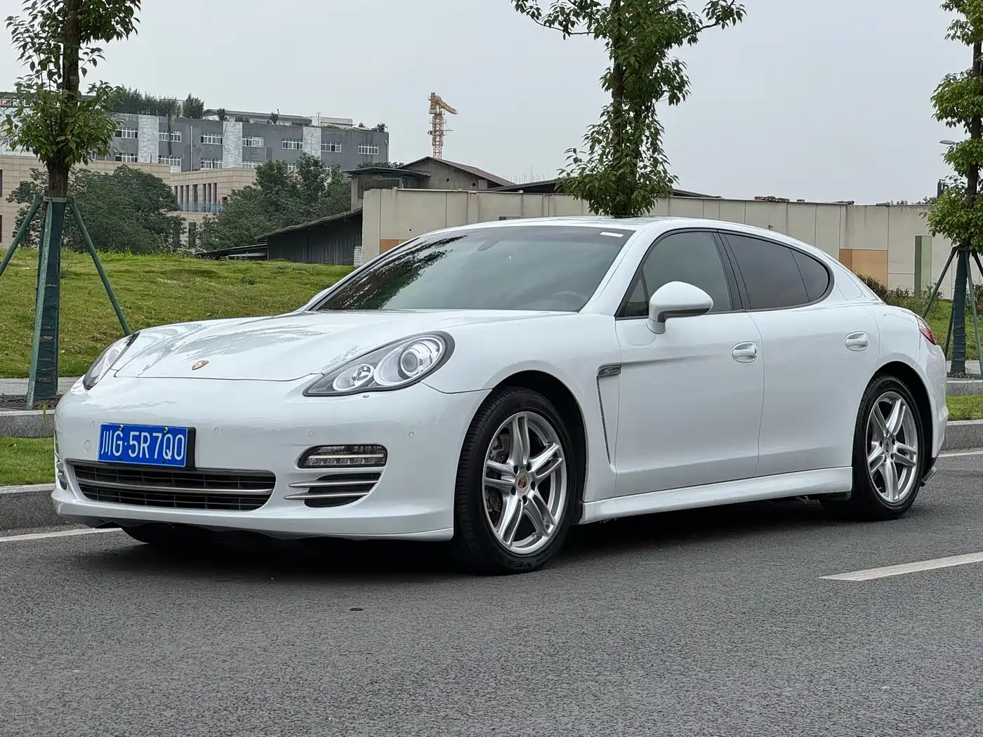 Porsche Panamera 2013 Panamera Platinum Edition 3.6L