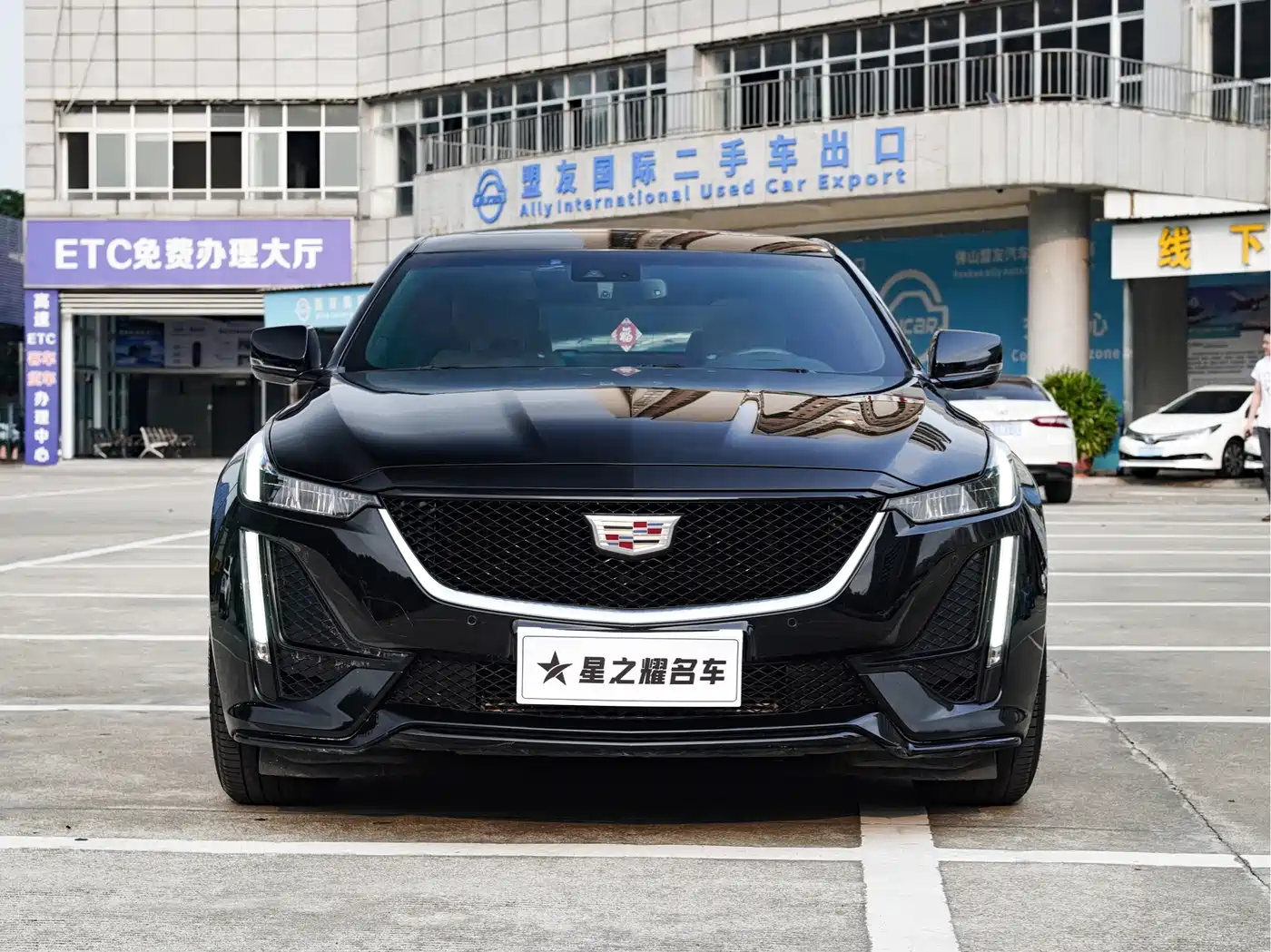 CADILLAC CT5