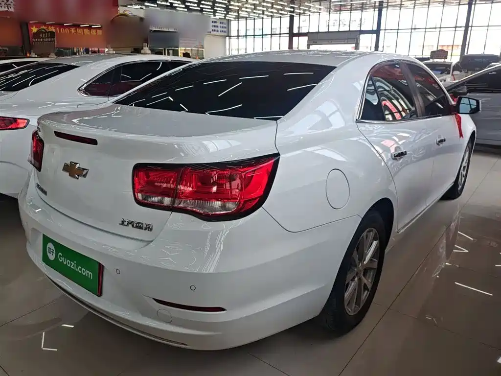 Chevrolet Malibu 2018 530T Automatic Luxury Edition фото 5