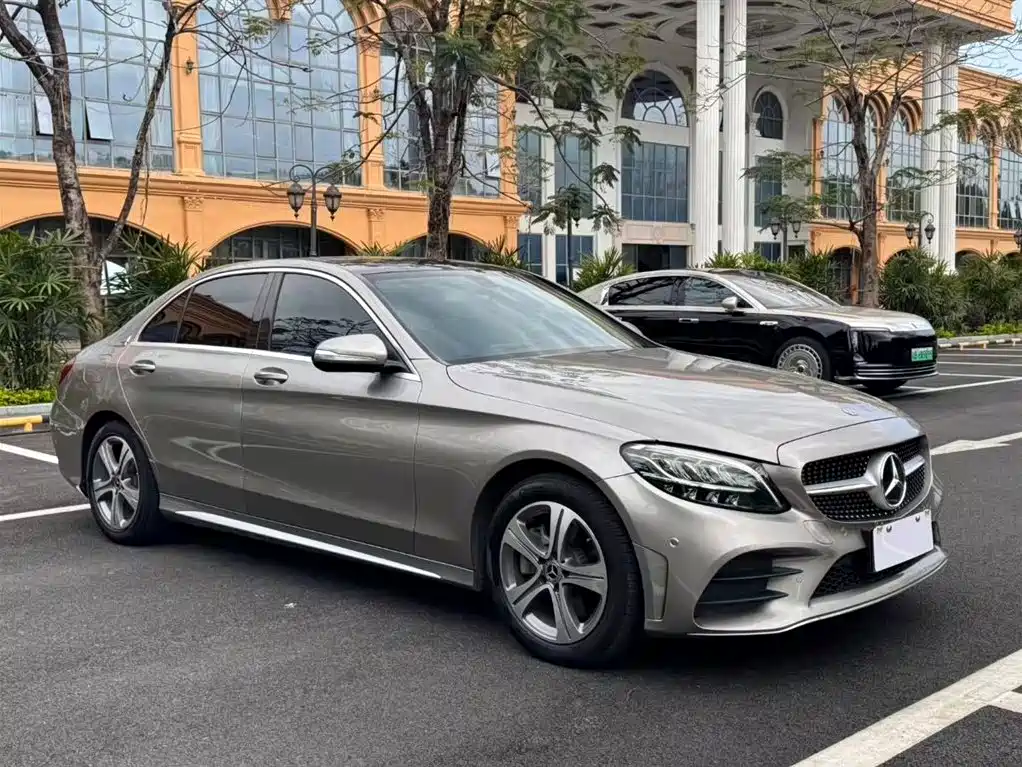 Mercedes-Benz C-Class 2020 C 260 L Sport фото 2