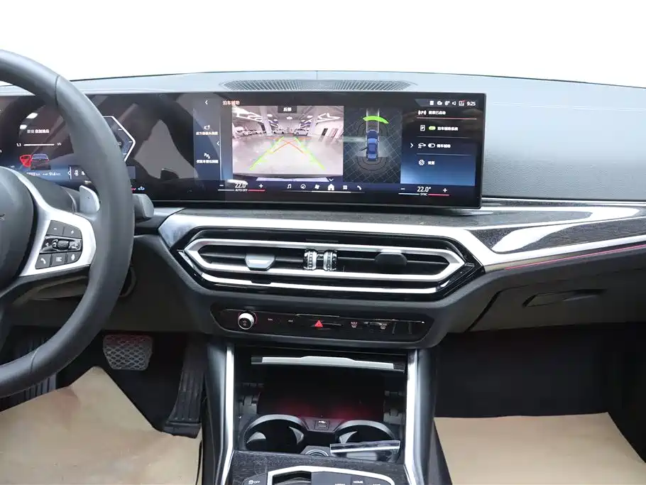 BMW 3 Series 2024 325Li M Sport Package фото 26