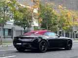 Фото 10 - Aston Martin DB11
